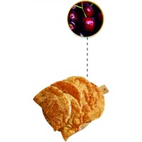 Чебурек з вишнею та корицею